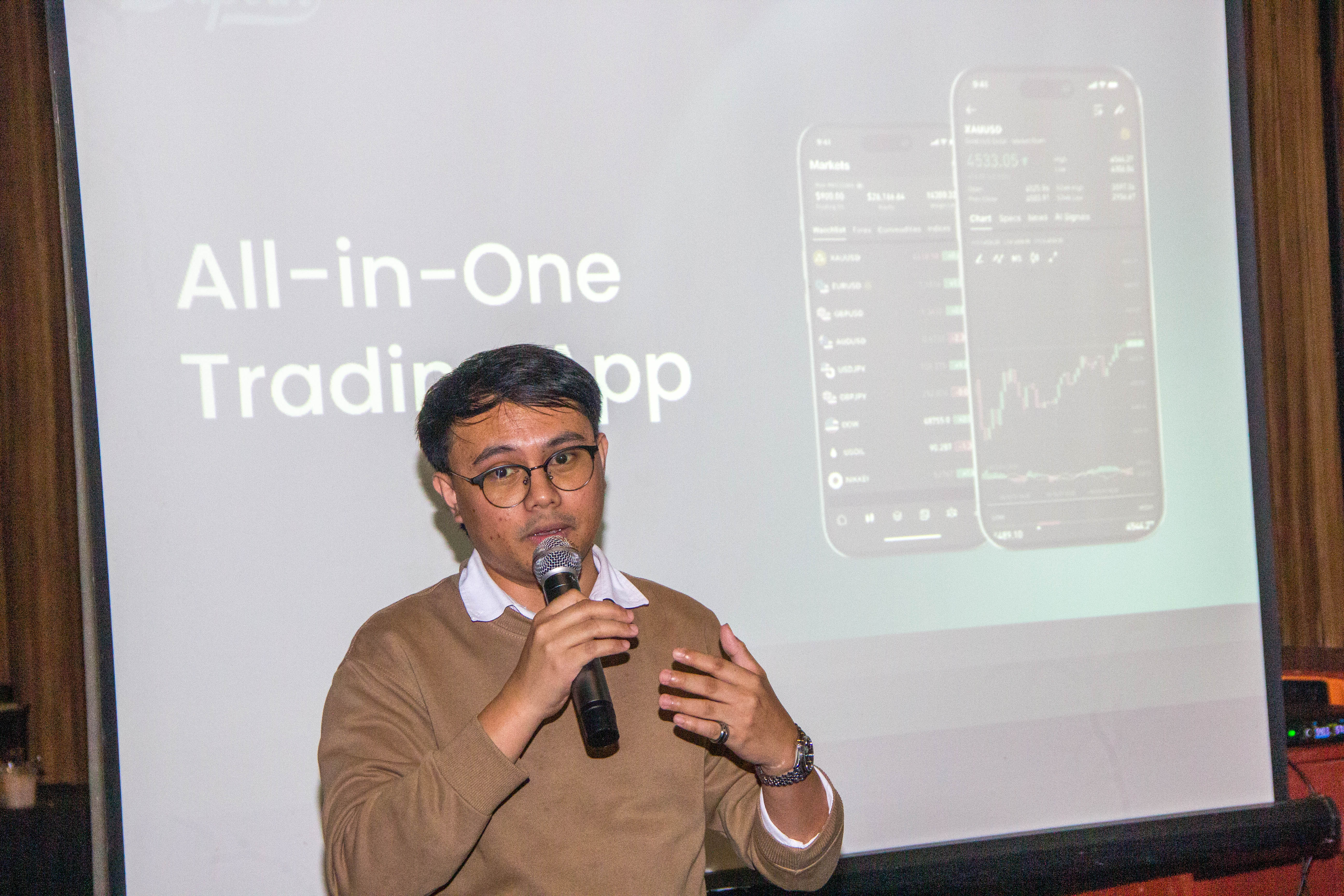 Rob Moralles speaking at Market Stewards